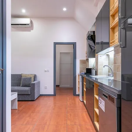 Homeabout Imperial Apartment-3
