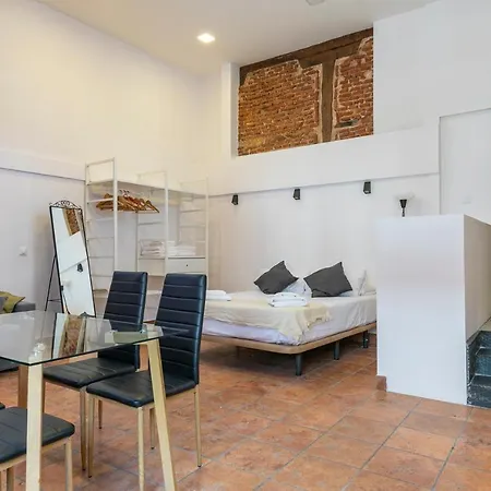 Homeabout Imperial Apartment-3
